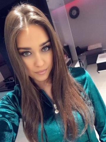 Ася